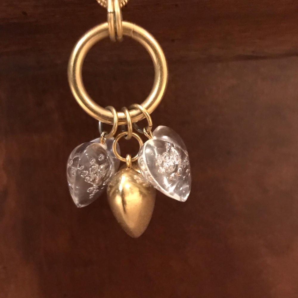 Necklace with 3 hearts